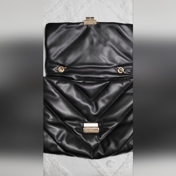 Zara Quilted Puffy Flap Bag with Chain and Leather Shoukder Strap - Picture 16 of 16